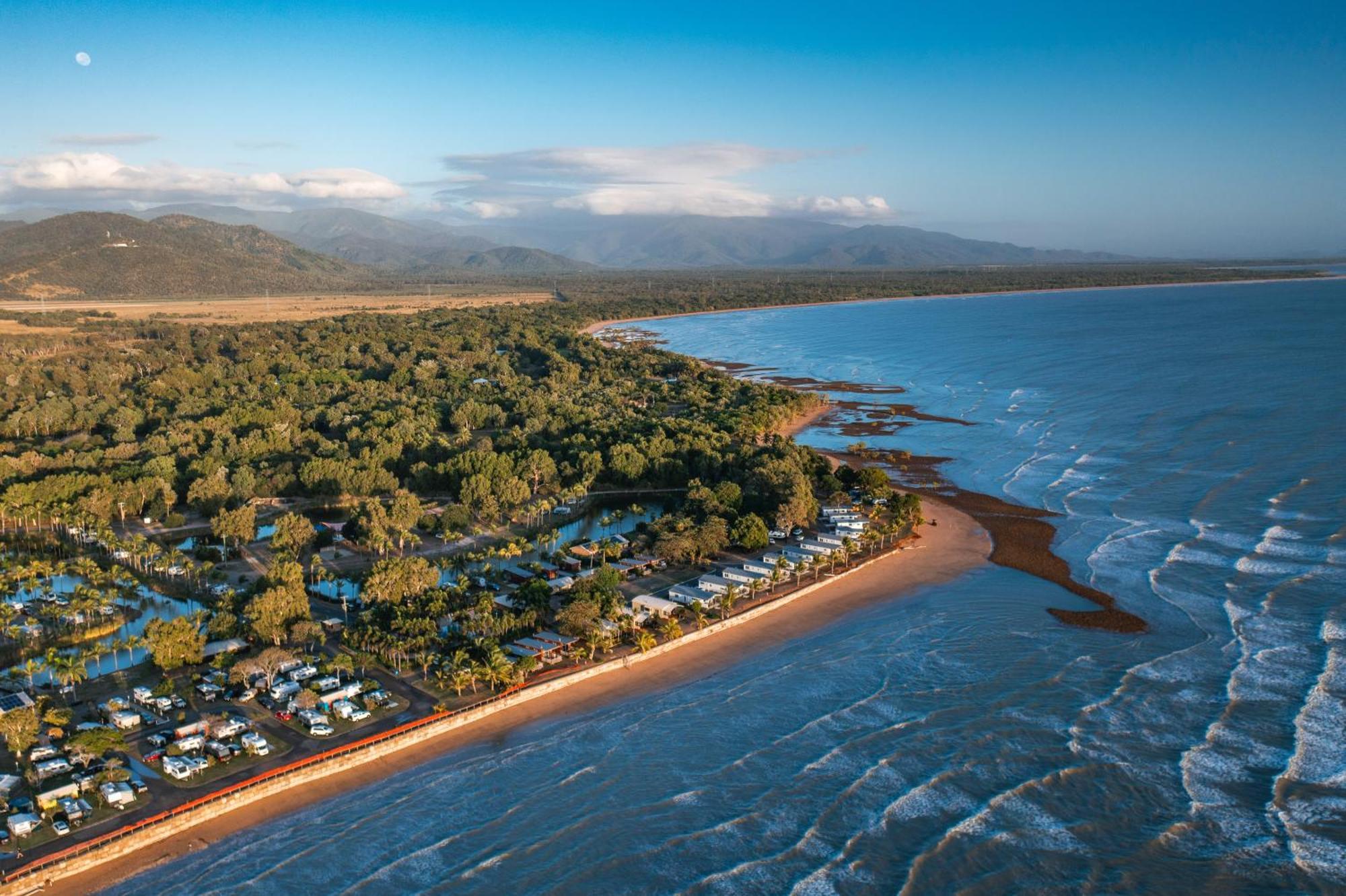 Tasman Holiday Parks - Rollingstone Exterior foto