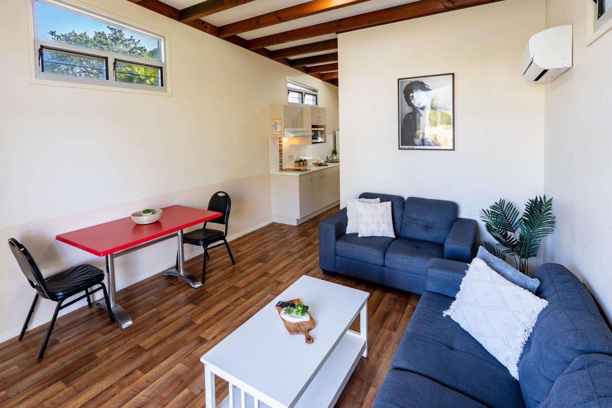 Tasman Holiday Parks - Rollingstone Exterior foto